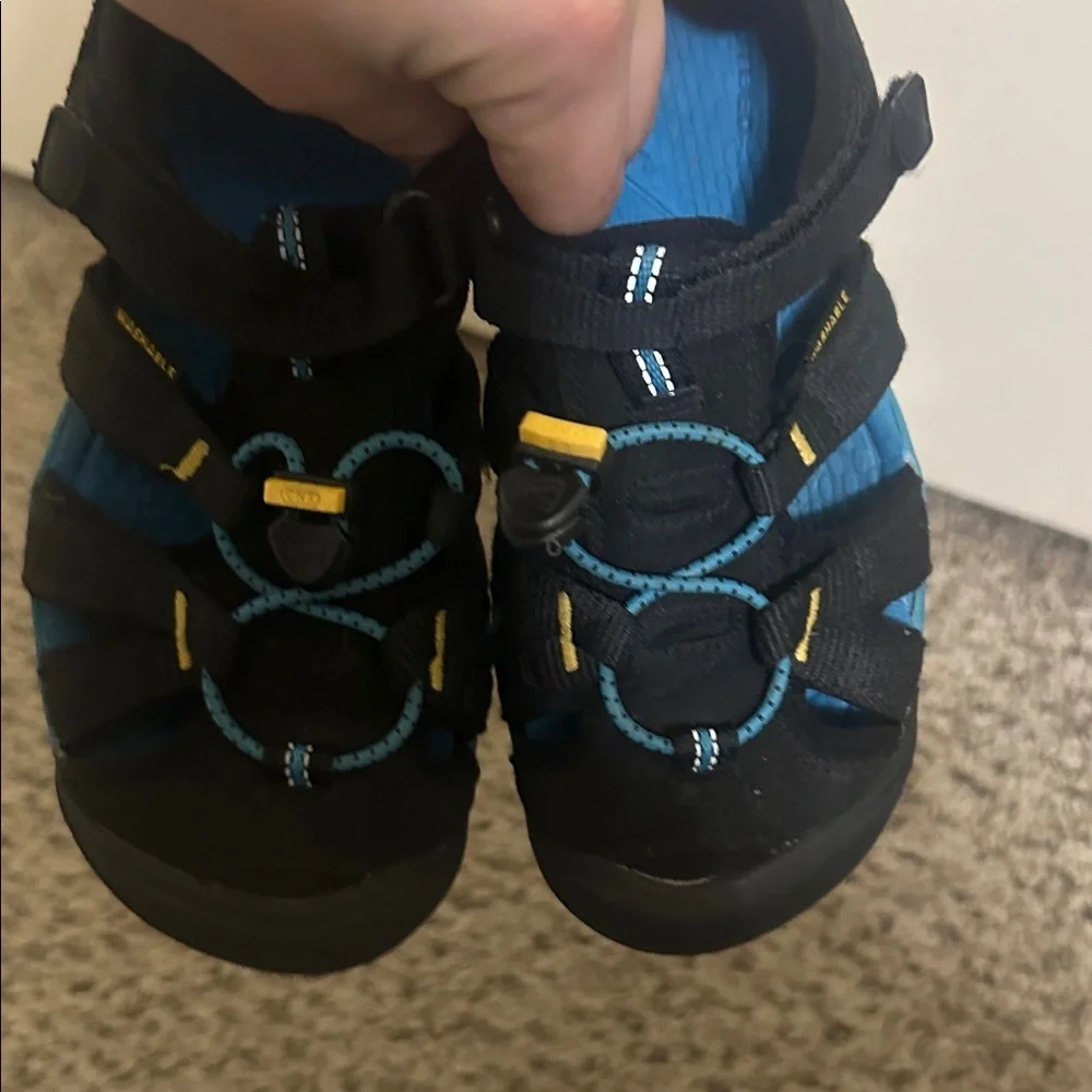 EUC KEEN Kids' Seacamp CNX water sandals‎ size 1